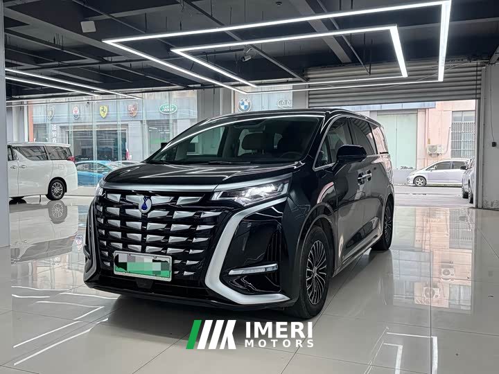 Denza D9 2024 DM-i 980 four-wheel drive premium - автомобиль из Китая