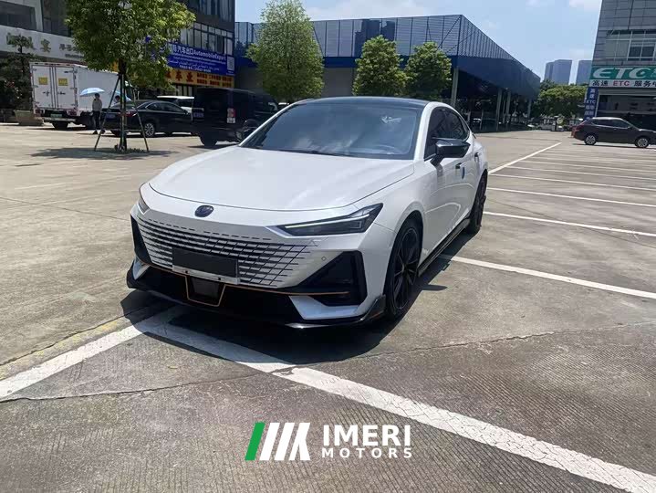 Changan UNI-V 2022 1.5T sports version - автомобиль из Китая