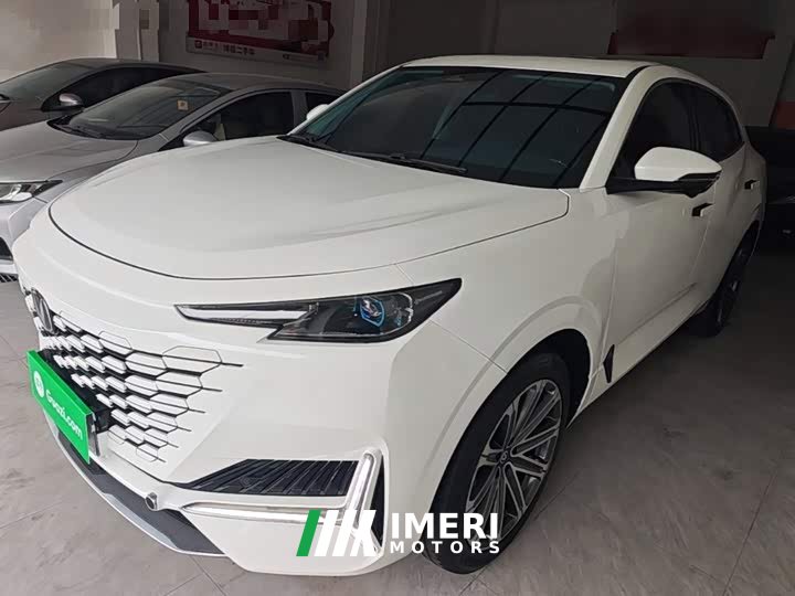 Changan UNI-K 2024 2.0T two-wheel drive global version - автомобиль из Китая