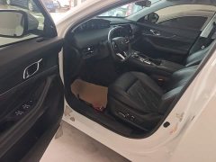 Changan UNI-K 2024 2.0T two-wheel drive global version - фото 16
