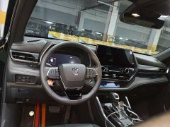 Toyota Crown Lufang 2023 2.5L HEV four-wheel drive premium version - фото 6