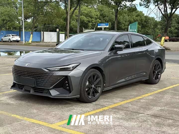 Changan UNI-V 1.5T sports version - автомобиль из Китая