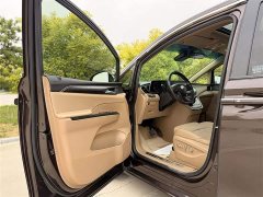 Buick GL8 ES Lu Zun 653T flagship - фото 4
