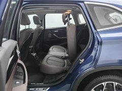BMW X1 2021 facelift sDrive25Li leading - фото 15