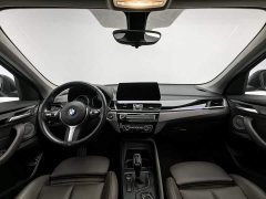 BMW X1 2021 facelift sDrive25Li leading - фото 5