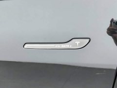 Tesla Model Y 2023 long-range all-wheel drive version - фото 18