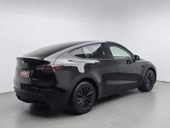 Tesla Model Y 2023 long-range all-wheel drive version - фото 2
