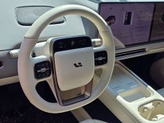 Li Auto Ideal i6 two-wheel drive standard version - фото 8