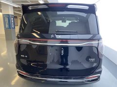 Hongqi HS5 facelift 2.0T Zhilian Qixiang four-wheel drive version - фото 16
