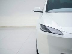 Tesla Model 3 rear-wheel drive version - фото 13