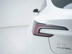 Tesla Model 3 rear-wheel drive version - фото 14