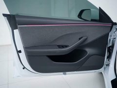 Tesla Model 3 rear-wheel drive version - фото 15