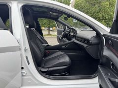 Hyundai Elantra 2022 240TGDi DCT LUX Premium Edition - фото 11