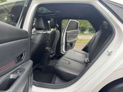 Hyundai Elantra 2022 240TGDi DCT LUX Premium Edition - фото 12