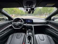 Hyundai Elantra 2022 240TGDi DCT LUX Premium Edition - фото 13