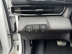Hyundai Elantra 2022 240TGDi DCT LUX Premium Edition - фото 15