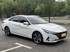 Hyundai Elantra 2022 240TGDi DCT LUX Premium Edition - фото 2