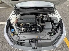 Hyundai Elantra 2022 240TGDi DCT LUX Premium Edition - фото 20