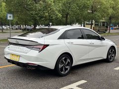 Hyundai Elantra 2022 240TGDi DCT LUX Premium Edition - фото 5