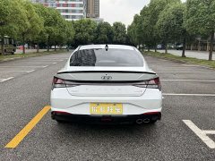 Hyundai Elantra 2022 240TGDi DCT LUX Premium Edition - фото 6