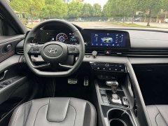 Hyundai Elantra 2022 240TGDi DCT LUX Premium Edition - фото 9