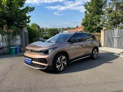 Volkswagen ID.6 X upgraded , powerful four-wheel drive version - фото 1