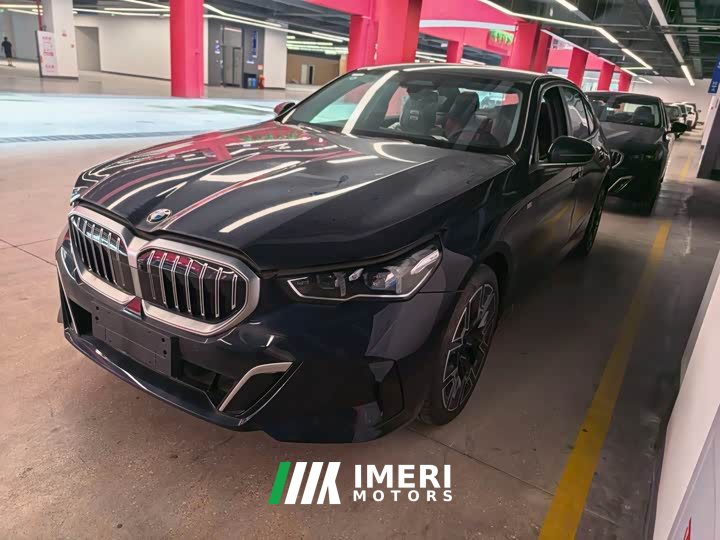 BMW 5 Series 2025 530Li Exclusive M Sports Package - автомобиль из Китая