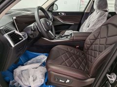 BMW X5 2023 xDrive 30Li Exclusive M Sports Night Package - фото 3