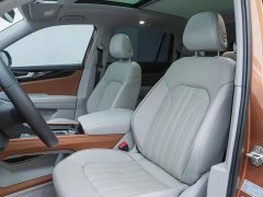 Volkswagen Touron 380TSI four-wheel drive luxury version - фото 7