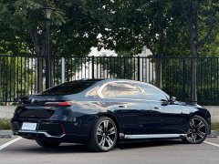 BMW i7 xDrive60L M Sports Package - фото 2