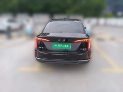 Hongqi E-QM5 610km PLUS - фото 3
