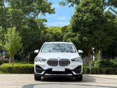BMW X1 sDrive25Li Leading - фото 2