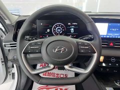 Hyundai Elantra 2022 1.5L CVT LUX Premium Edition - фото 10