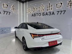 Hyundai Elantra 2022 1.5L CVT LUX Premium Edition - фото 6