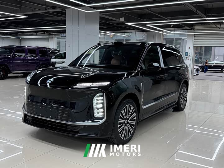 NIO ES9 102kWh Executive Nakashima Deluxe Edition