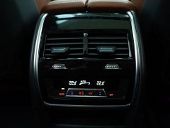 BMW X7 xDrive40i Exclusive Luxury Package - фото 16