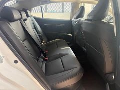 Toyota Camry Dual Engine 2.0HE Elite Edition - фото 14