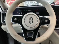 AITO Wenjie M9 extended range Ultra version 52kWh 6-seater version (192-line lidar) - фото 9
