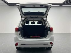 Mitsubishi Outlander 2.0L 2WD Enjoy Edition 5 seats - фото 10