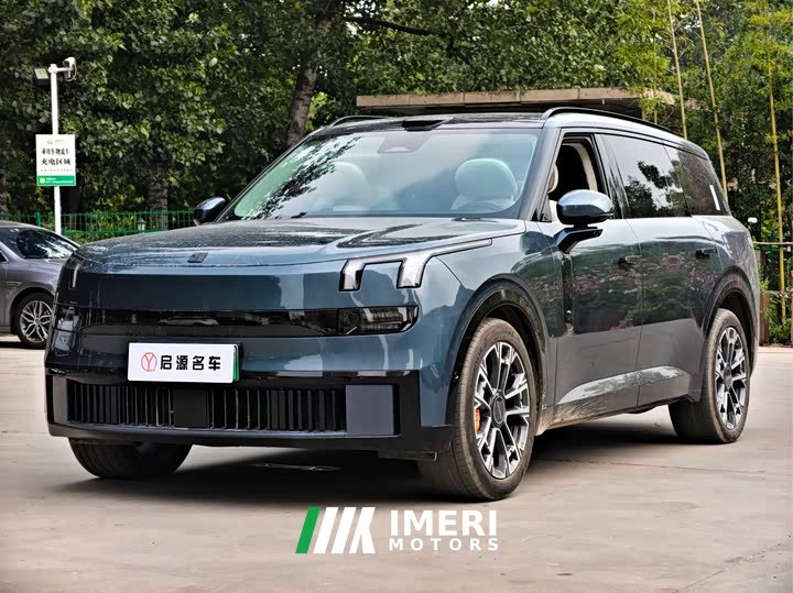 Lynk & Co 900 2.0T Ultra 6-seater - автомобиль из Китая