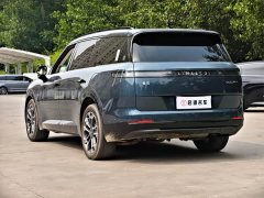 Lynk & Co 900 2.0T Ultra 6-seater - фото 4