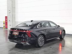 Hongqi H5 2.0T Automatic Zhilianqichang Edition - фото 2