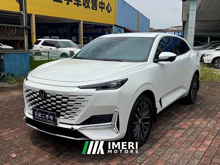 Changan UNI-K 2.0T two-wheel drive enjoyment - автомобиль из Китая