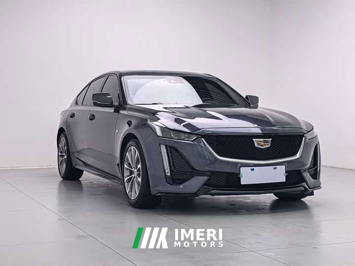 Cadillac CT5 28T leading sports