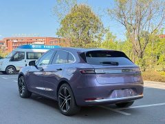 AITO Wenjie M5 extended range Ultra four-wheel drive version - фото 10
