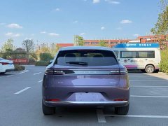 AITO Wenjie M5 extended range Ultra four-wheel drive version - фото 11