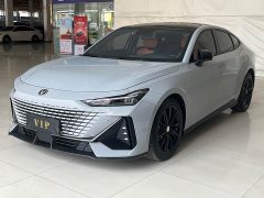 Changan UNI-V 1.5T premium - фото 1