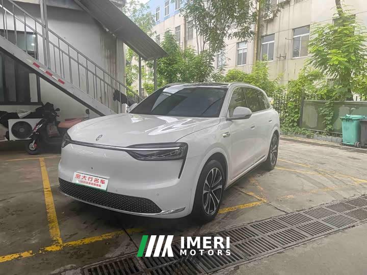 AITO Wenjie M7 extended range Pro four-wheel drive version 6 seats - автомобиль из Китая