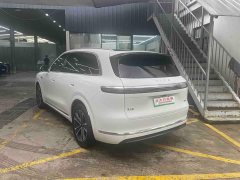 AITO Wenjie M7 extended range Pro four-wheel drive version 6 seats - фото 3