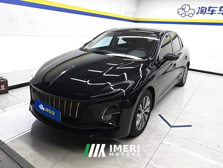 Hongqi E-QM5 610km PLUS - автомобиль из Китая